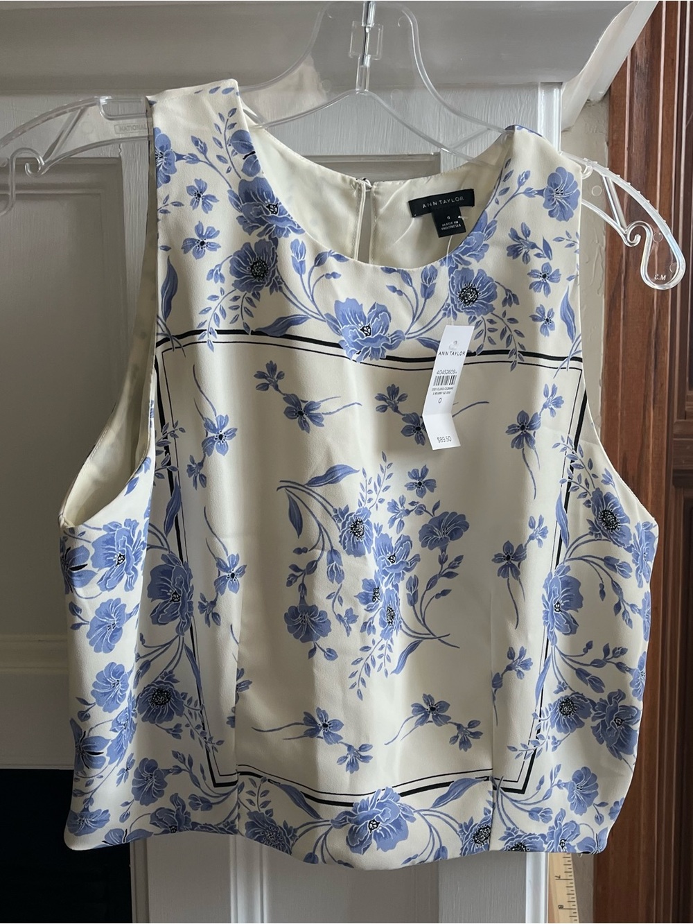 Ann Taylor Floral Cropped Sleeveless Halter in Blue Hydrangea—NWT
